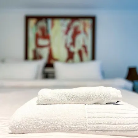 Seafront - Harbour View , Pitini 1