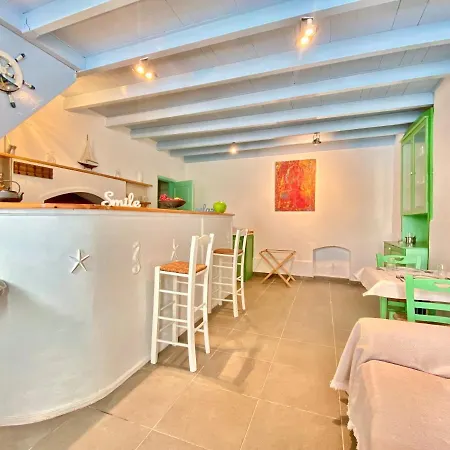 Apartment Seafront - Harbour View , Pitini 1 *