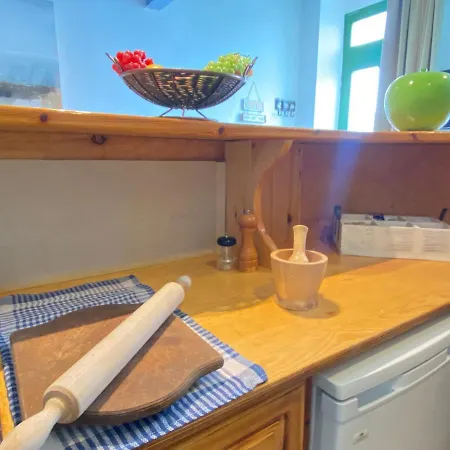 Apartment Seafront - Harbour View , Pitini 1 *