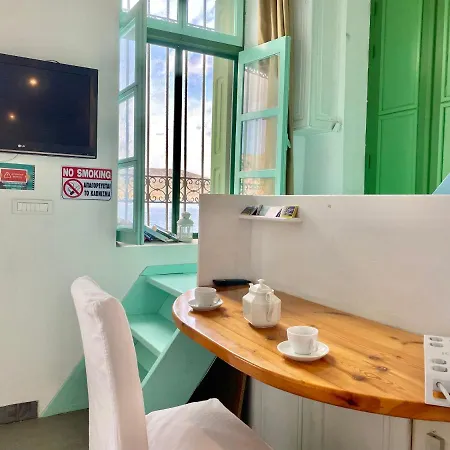 Seafront - Harbour View , Pitini 1 아파트 시미