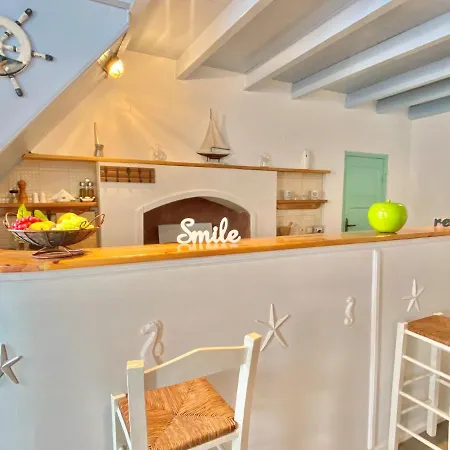 Seafront - Harbour View , Pitini 1 아파트