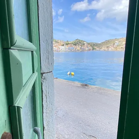 Seafront - Harbour View , Pitini 1 דירה *