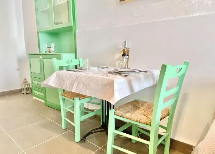 Seafront - Harbour View , Pitini 1 Simi